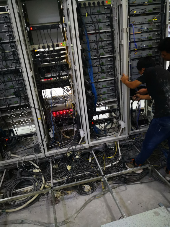 系統集成 · 信息智能化 · 機房建設