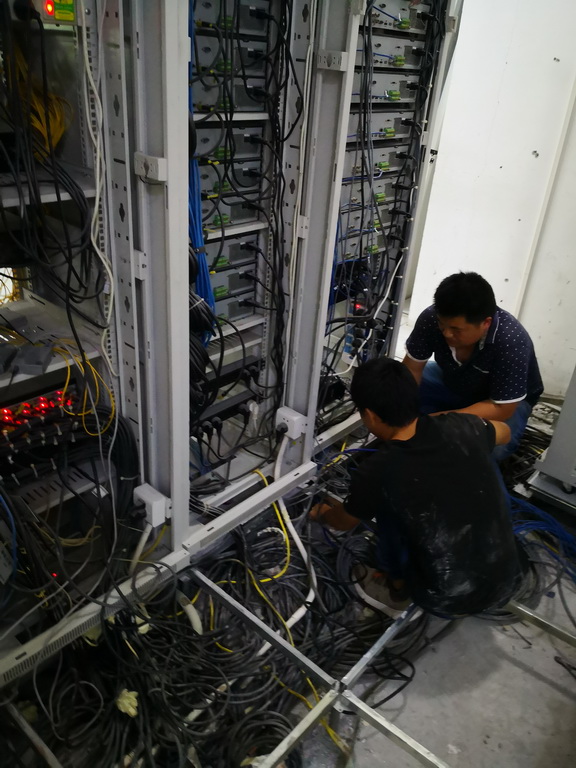 系統集成 · 信息智能化 · 機房建設