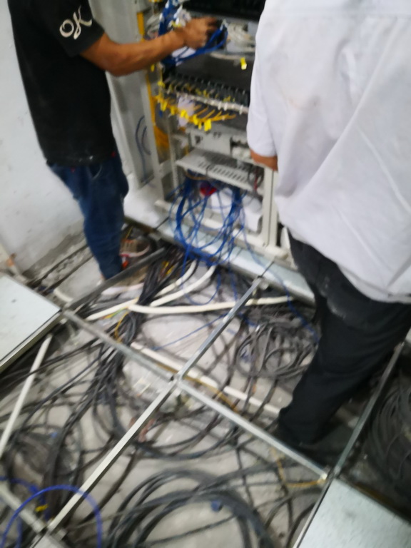 系統集成 · 信息智能化 · 機房建設