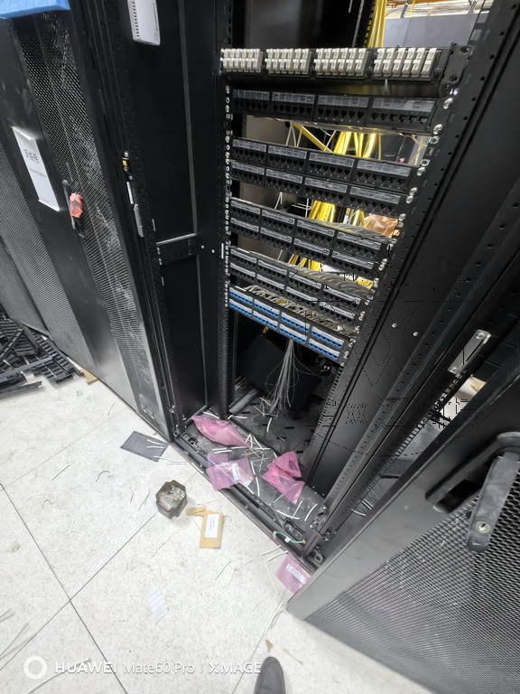 系統集成 · 信息智能化 · 機房建設