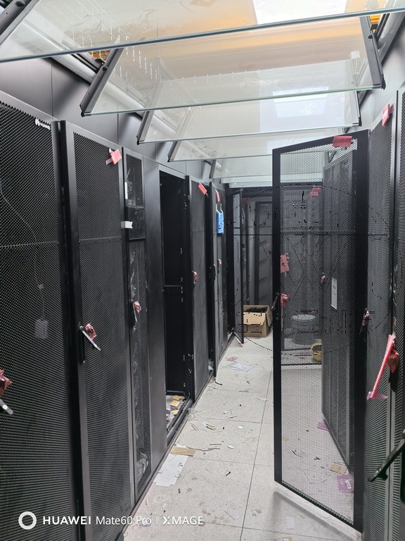 系統集成 · 信息智能化 · 機房建設